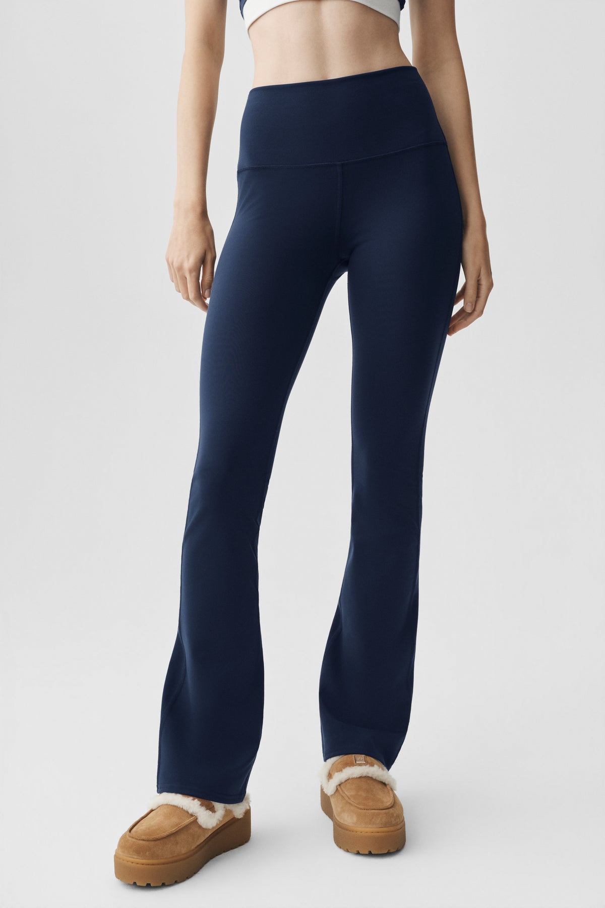 Airbrush High-Waist Bootcut Legging (Short) - Navy--1