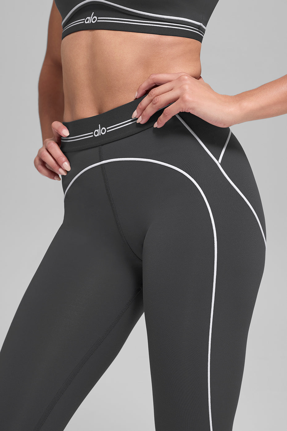 Airbrush High-Waist Heart Throb Legging - Anthracite/White--2