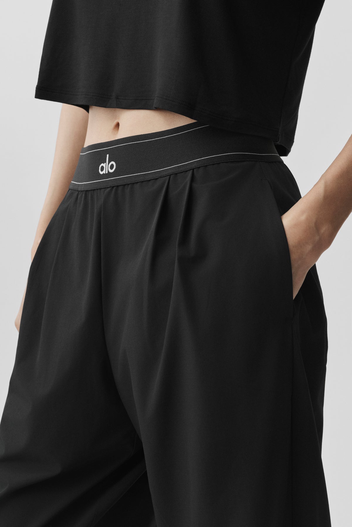 Suit Up Trouser (Regular) - Black--3