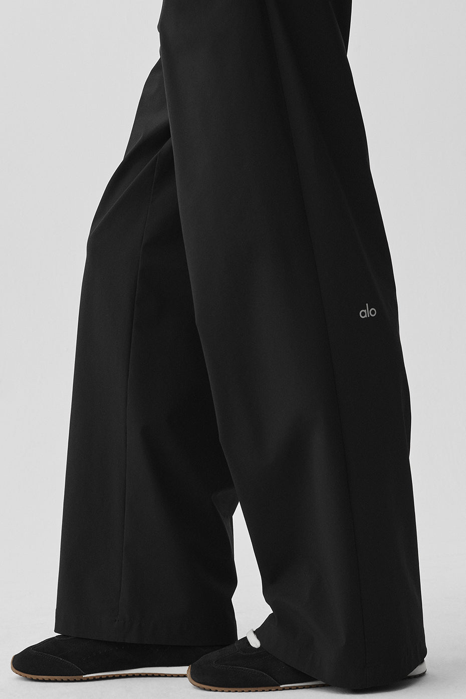 High-Waist Pursuit Trouser (Regular) - Black--3