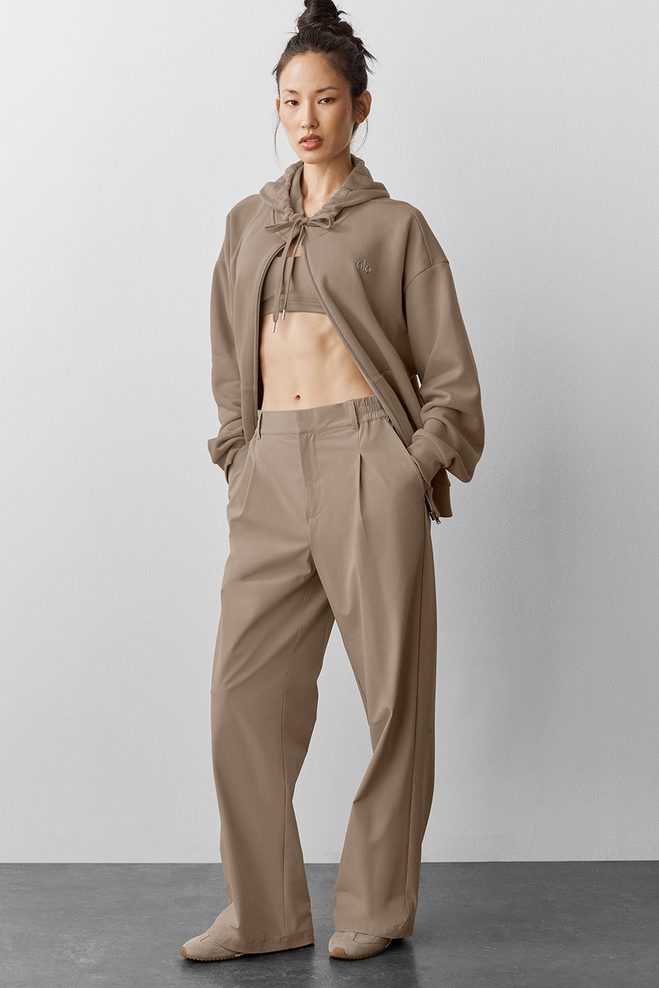 High-Waist Pursuit Trouser (Regular) - Gravel--0