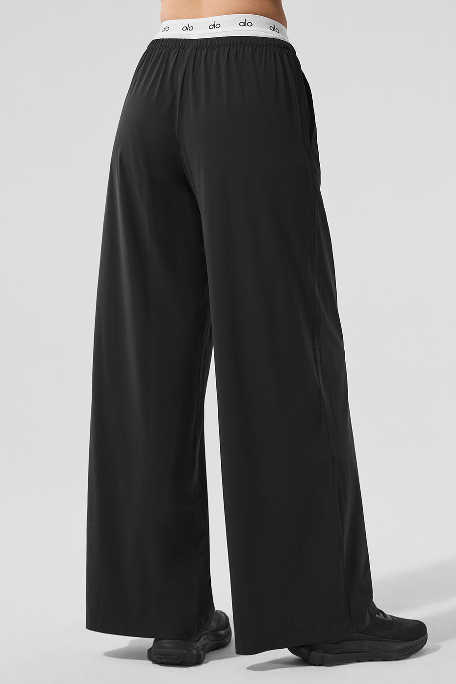 Breezy Wide Leg Pant (Long) - Black--2