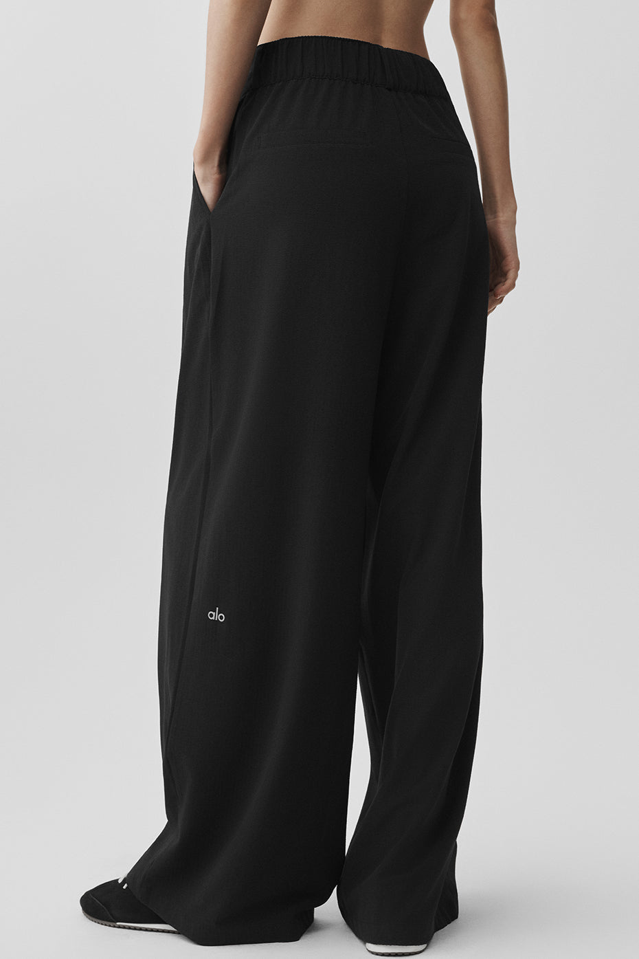 High-Waist Dreamscape Trouser (Regular) - Black--4
