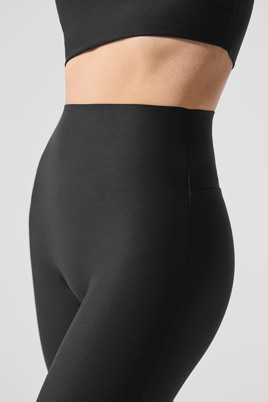 Airlift High-Waist Sleek Legging - Black--3