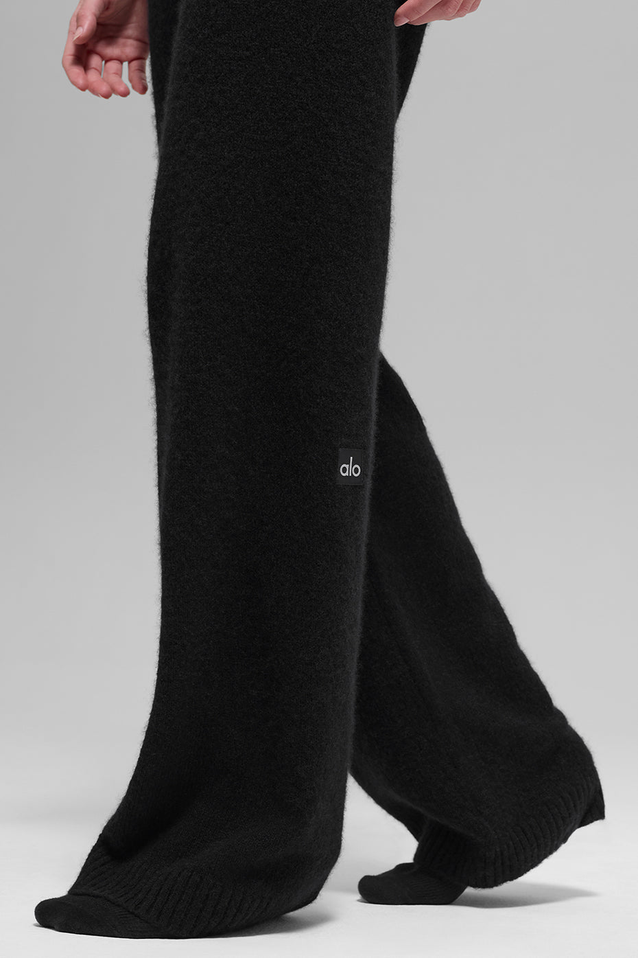 Wool Cashmere High-Waist New Class Wide Leg Pant - Black--3