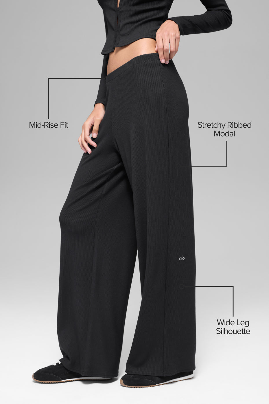 Mid-Rise Dreamlight Straight Pant - Black--1