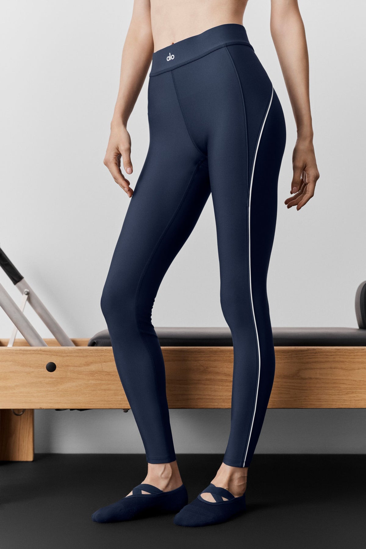 Airlift High-Waist 7/8 Speedwork Legging - Navy--2