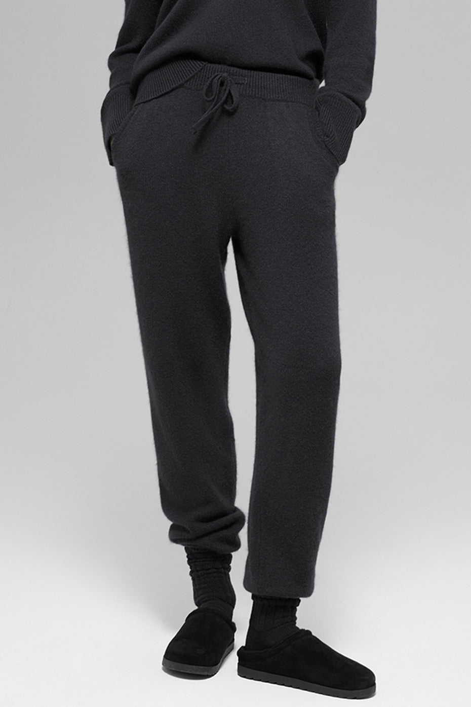Wool Cashmere High-Waist New Class Jogger - Black--0