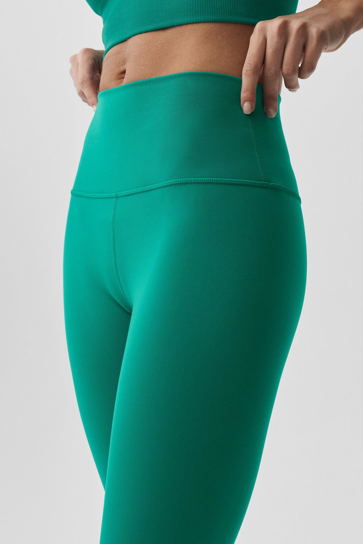 16" High-Waist Airbrush Capri - Emerald Isle--1