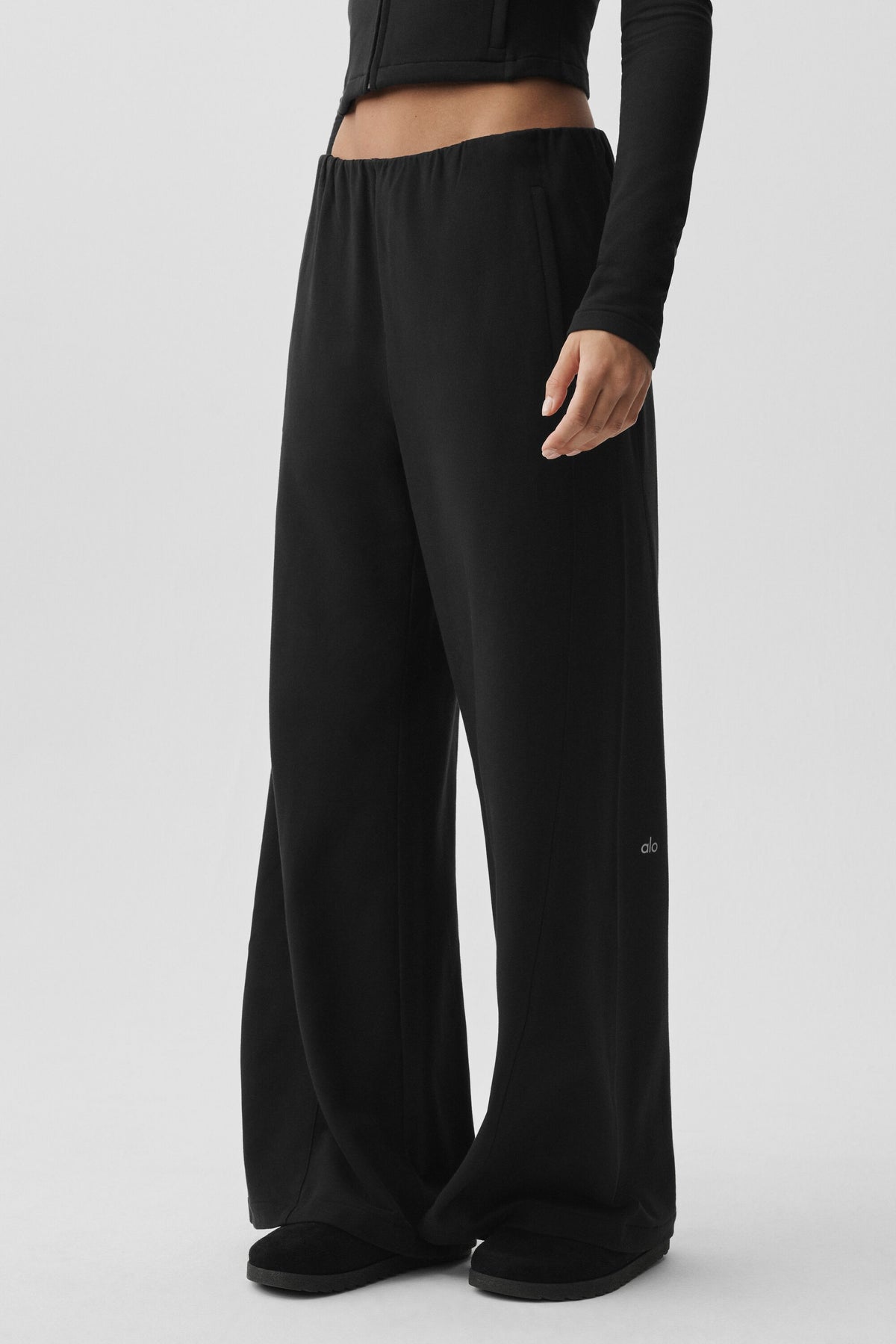 Sway Mid-Rise On The Go Pant - Black--3