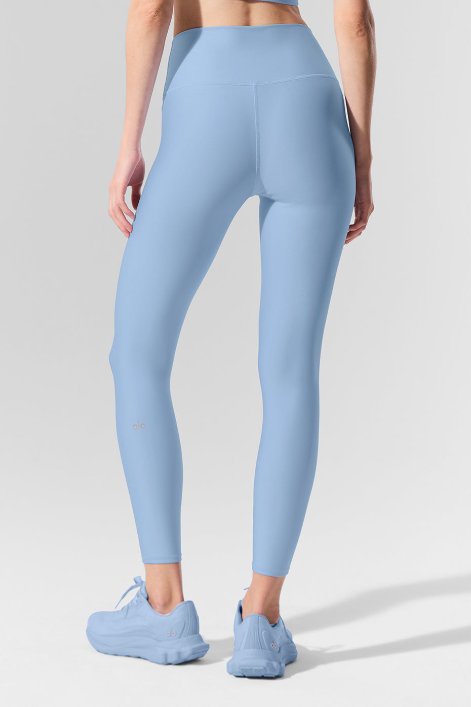 7/8 High-Waist Airlift Legging - Seashell Blue--1