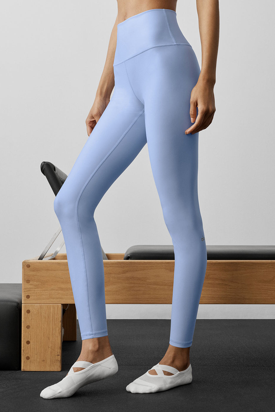 7/8 High-Waist Airlift Legging - Light Provence Blue--2