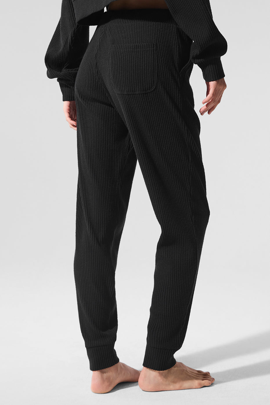 Muse Sweatpant - Black--2