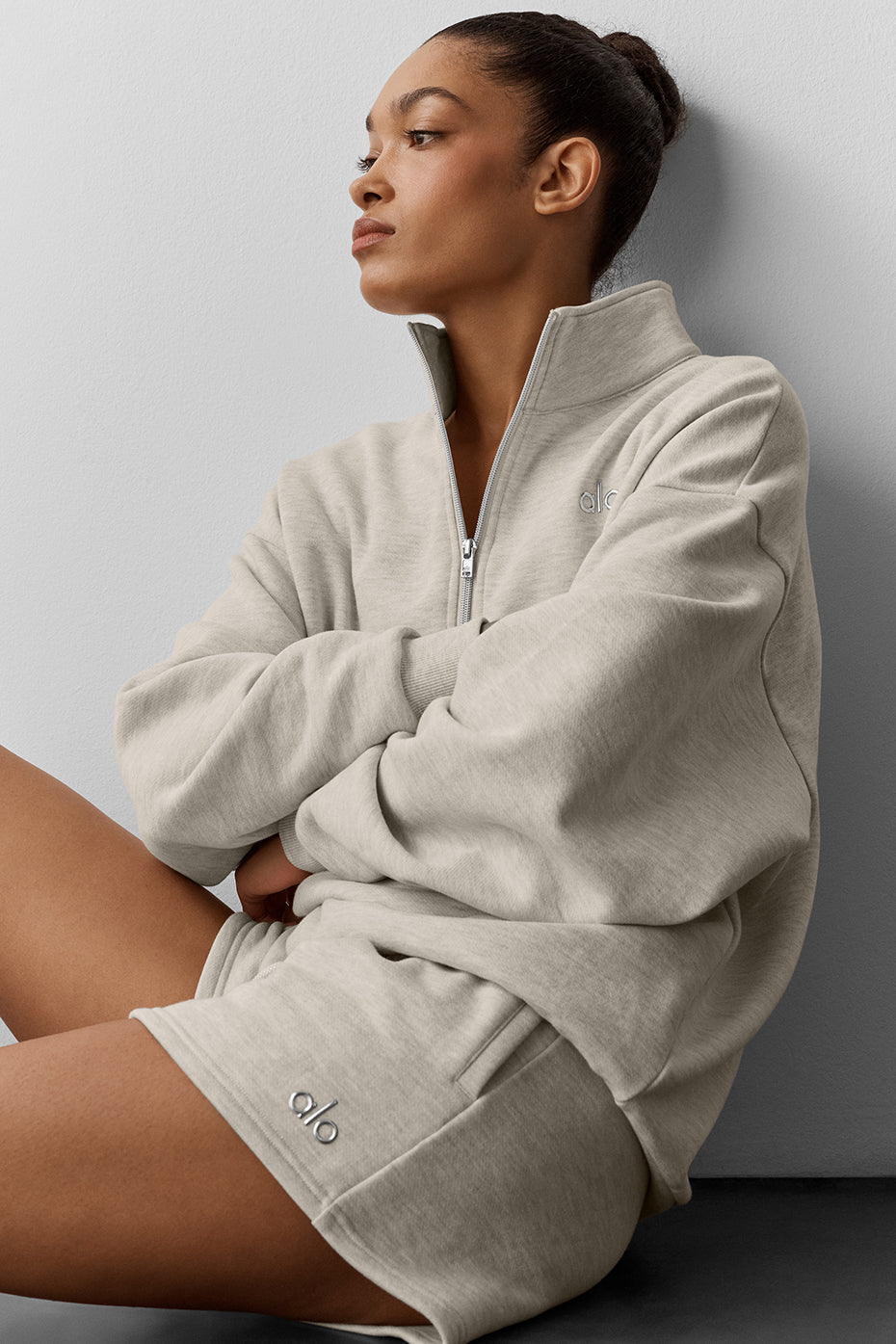 Accolade Short - Oatmeal Heather--4