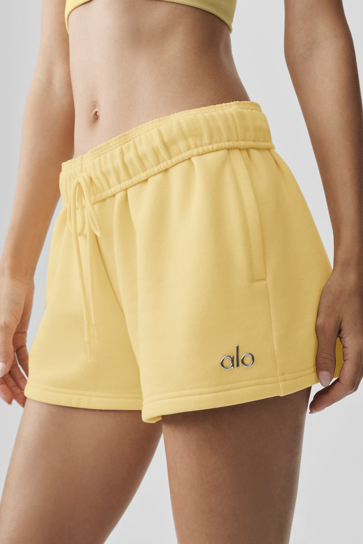 Accolade Short - Warm Butter--3