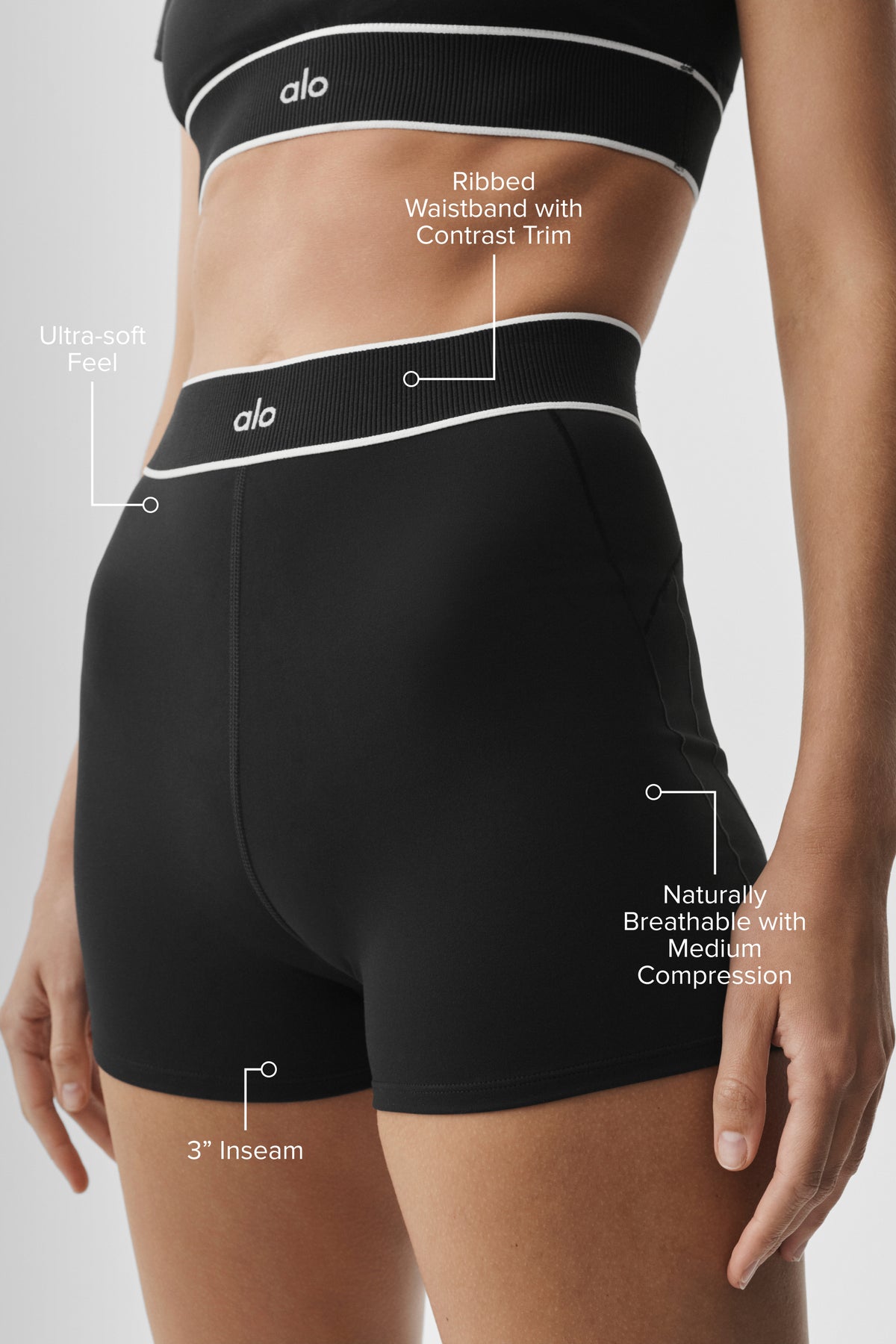 3" ALO Softsculpt High-Waist Amp It Up Short - Black--1