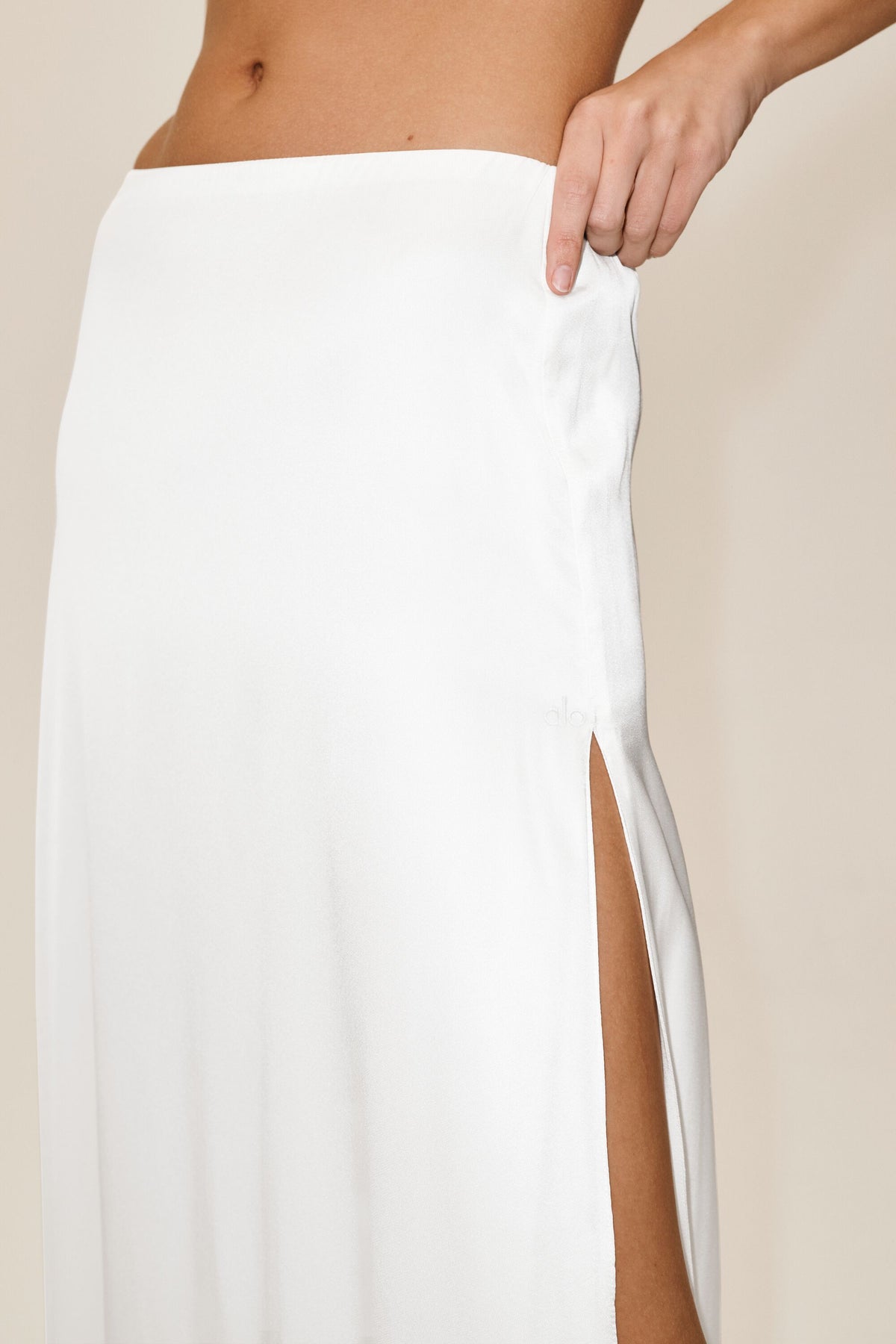 Silk Blend Low-Rise Radiance Long Skirt - White--2