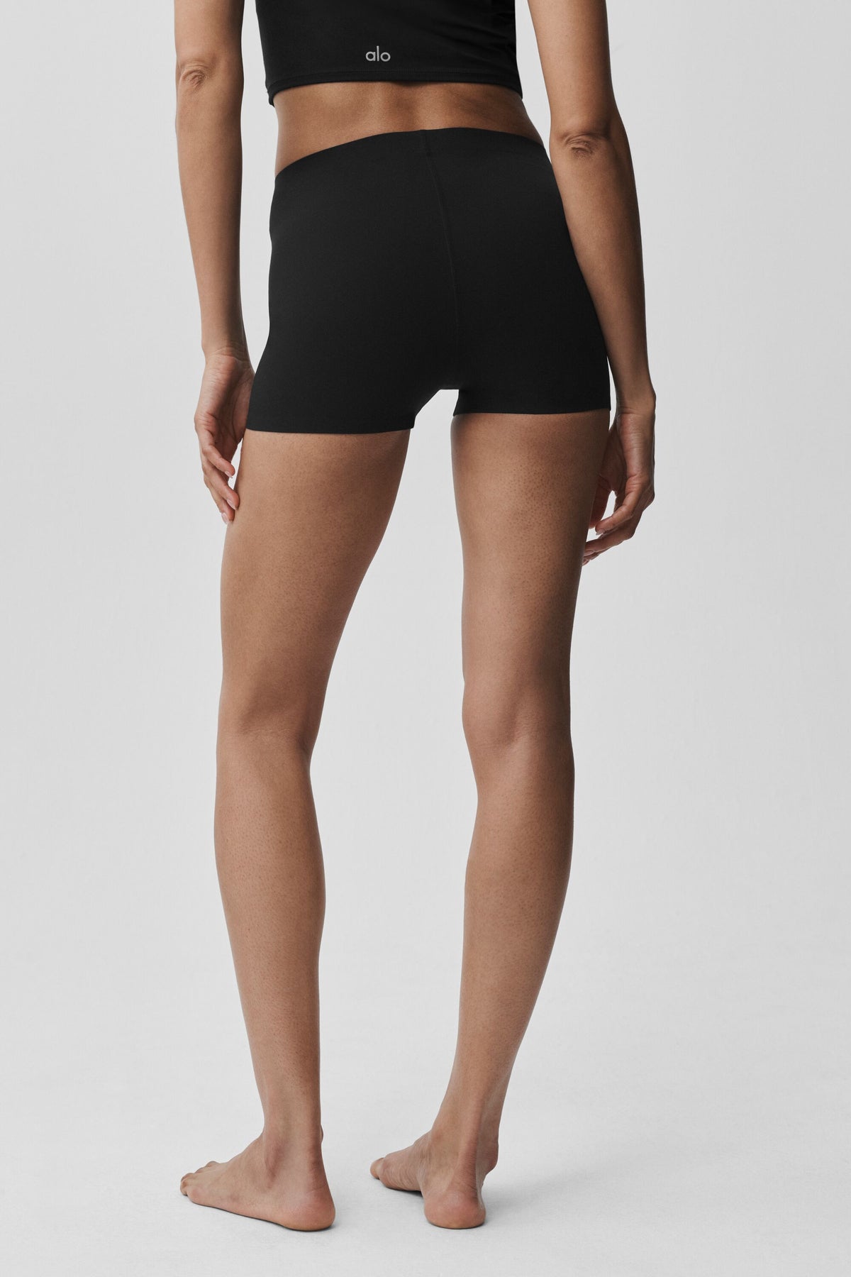 2" ALO Softsculpt Mid-Rise Short - Black--3