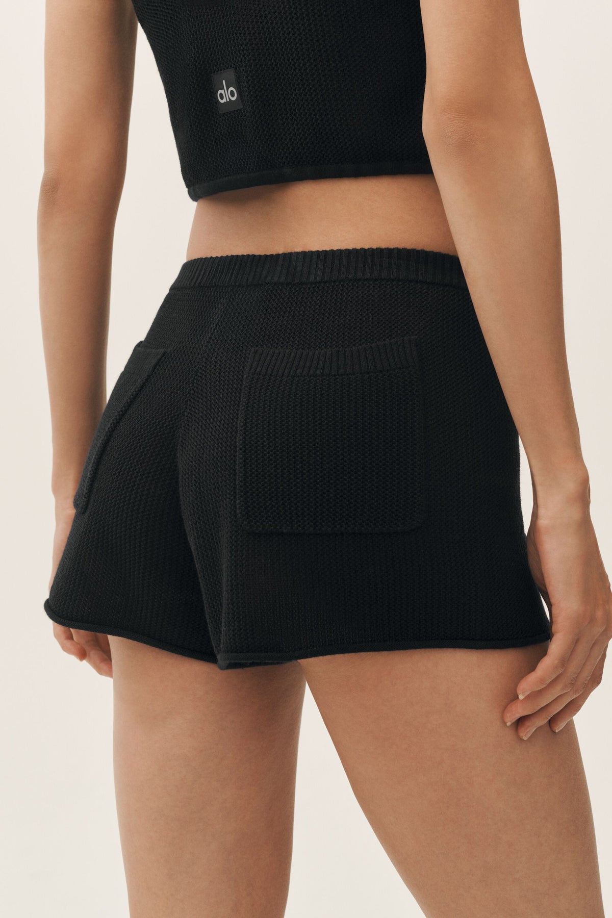 Silk Cashmere Mid-Rise Heatwave Short - Black--1