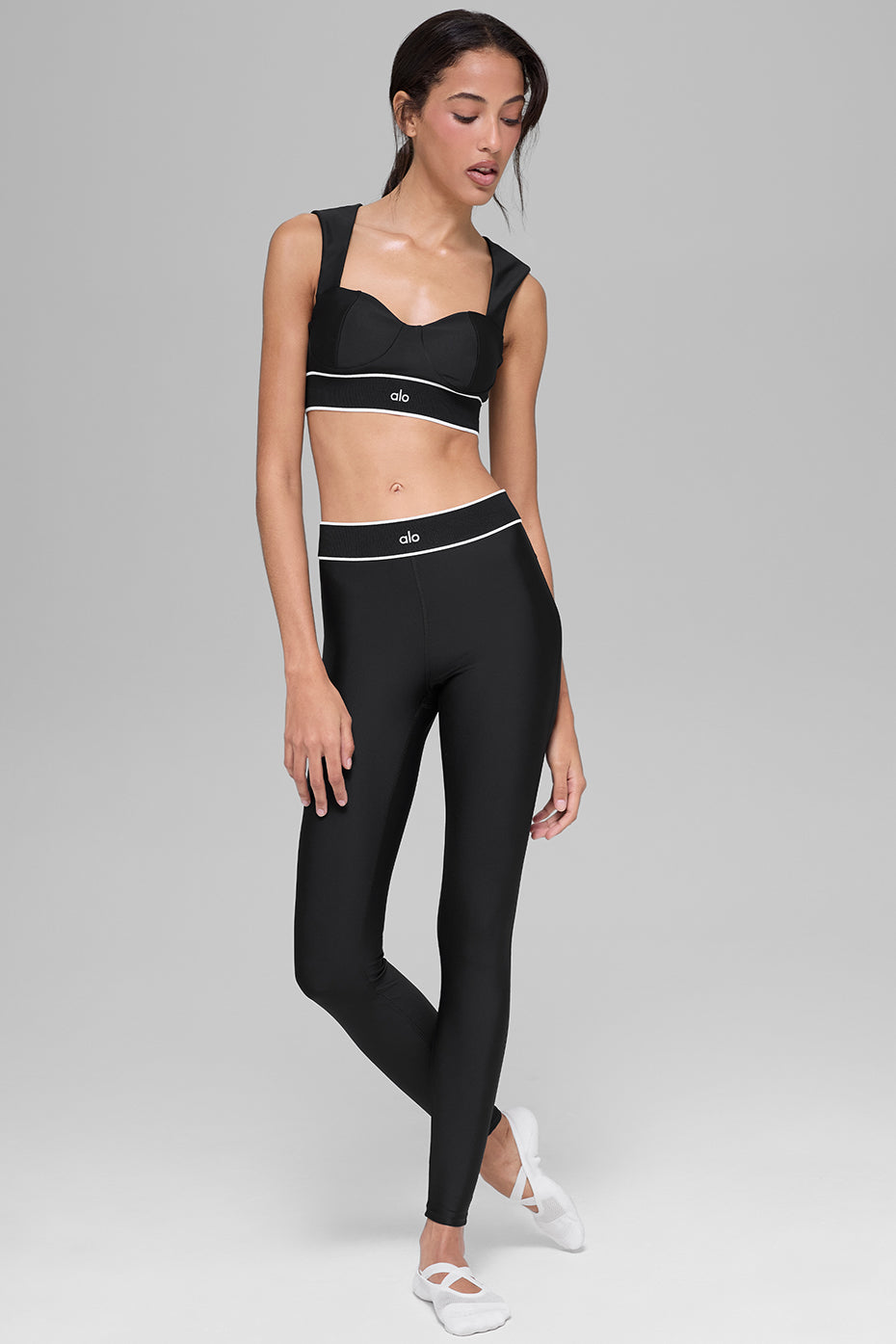 Airlift Alignment Bra - Black/White--4