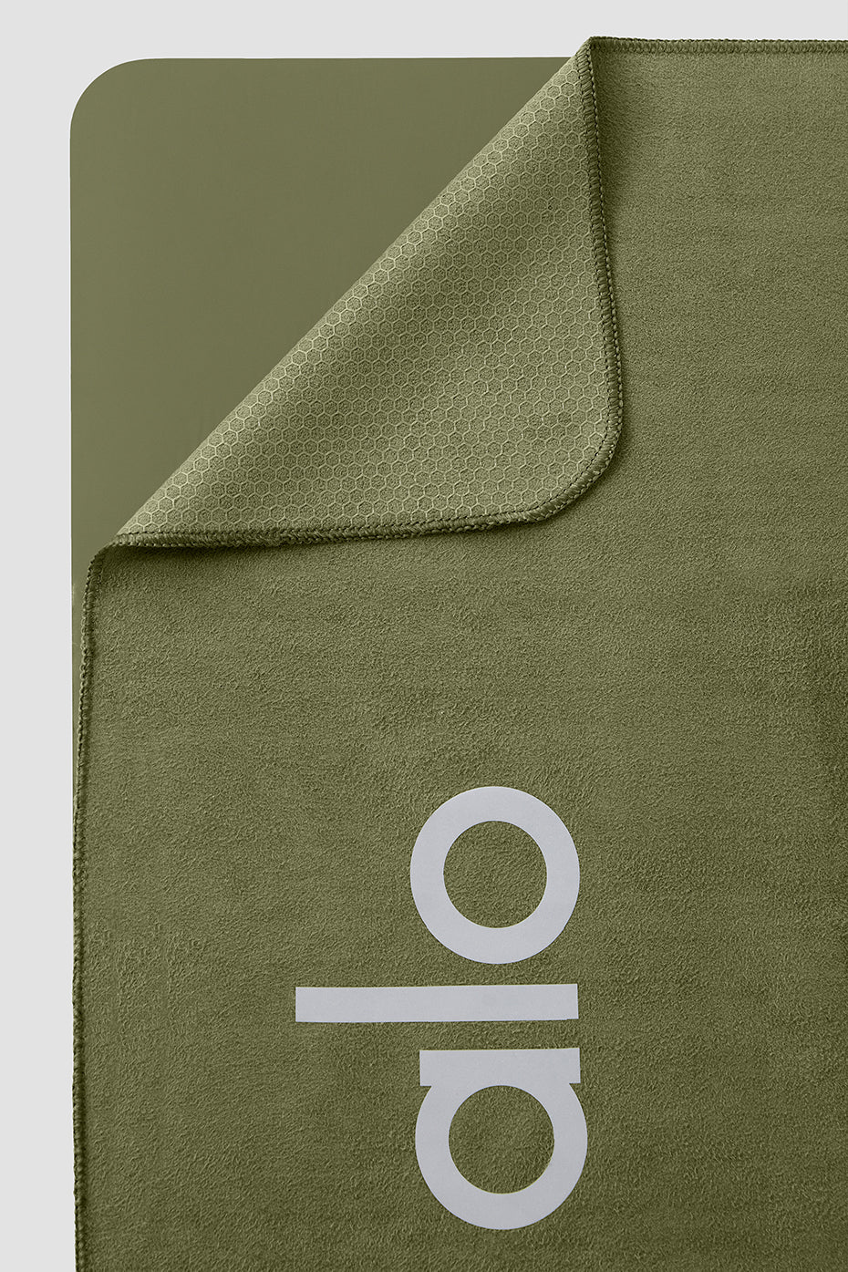 Grounded No-Slip Towel - Jungle--1